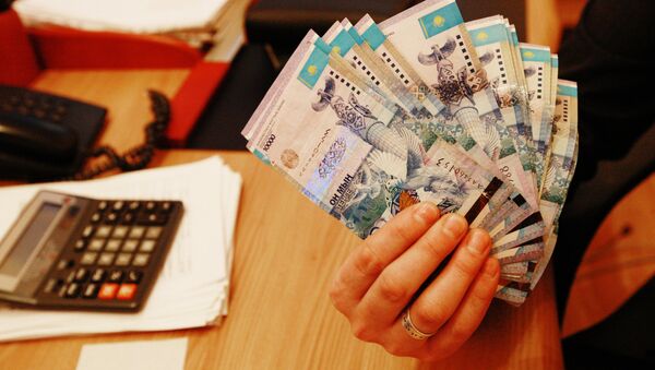 Архивное фото денег - Sputnik Казахстан